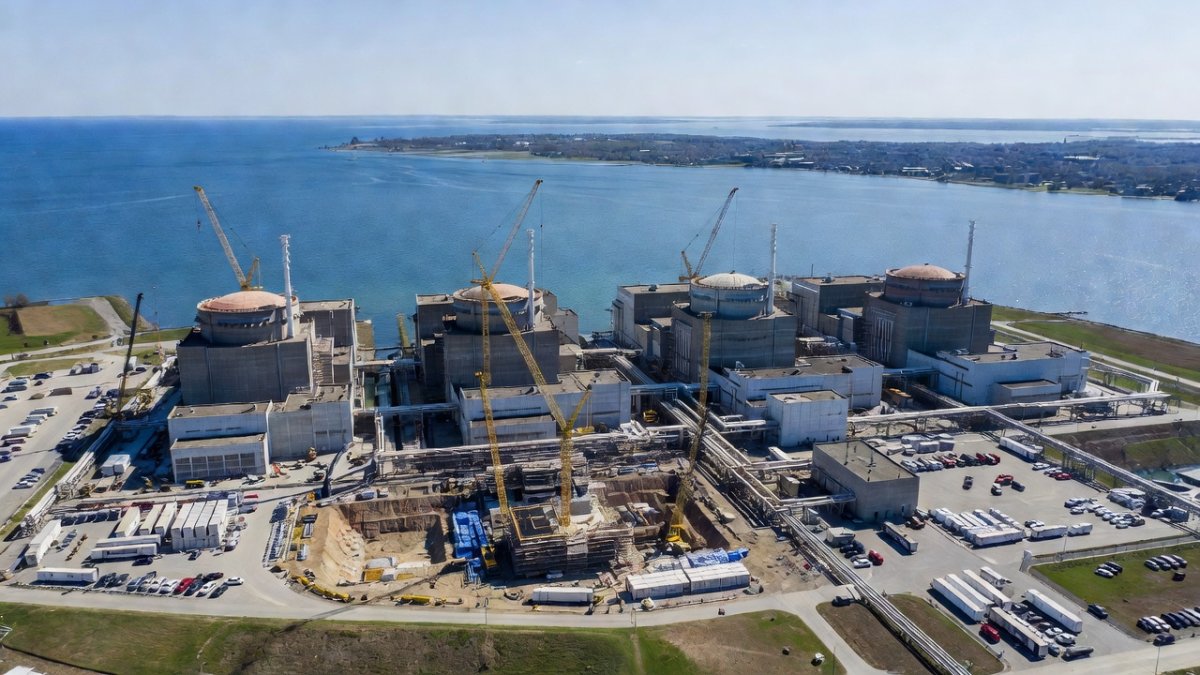Artist rendering of small modular reactor construction at Darlington Nuclear Generating Station near Bowmanville, Ontario
