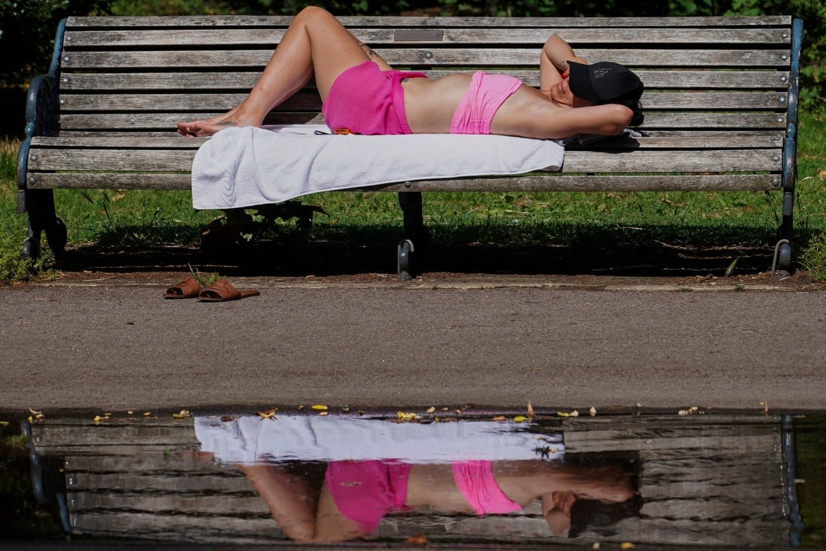 UK Heatwave: Red Warning, School Closures, Travel Chaos