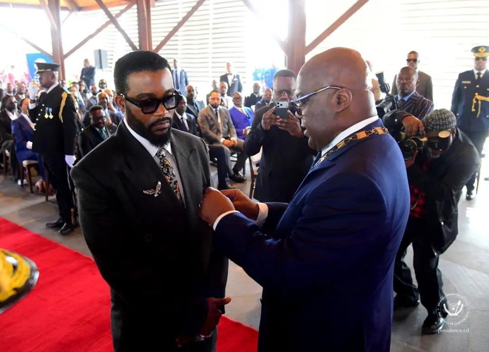 Fally Ipupa decorated by DRC President Felix Tshisekedi with the National Order of the Leopard