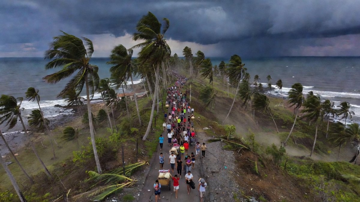 Magnitude 7.8 Earthquake Strikes Sarangani, Tsunami Warnings Across Mindanao