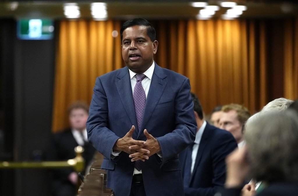 Bill C-22: Liberals Push Fast-Track Amid Privacy Debate