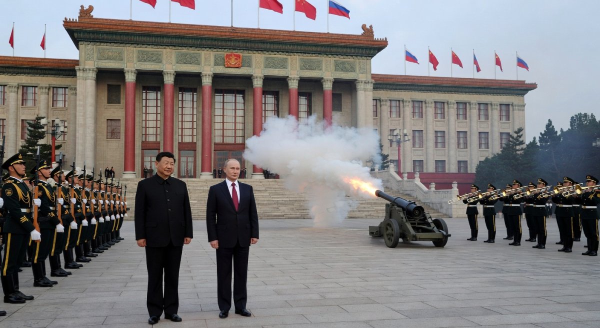 Xi Hosts Putin Days After Trump — A Strategic Analysis of Back-to-Back Summits