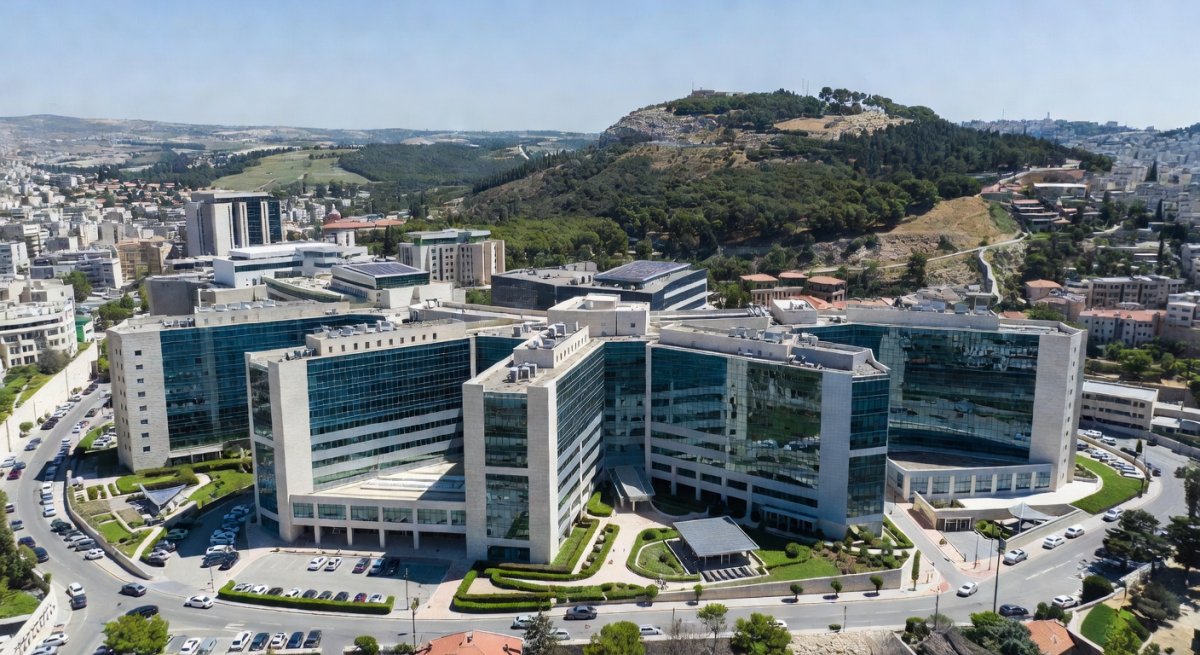 WhatsApp Co-Founder Jan Koum Donates $200M to Jerusalem's Shaare Zedek Medical Center