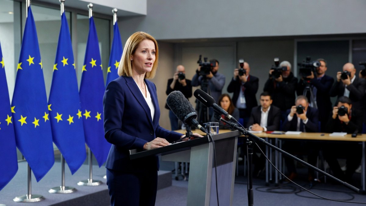 EU Sanctions Russia's Prosecutor General in Escalating Sanctions Push