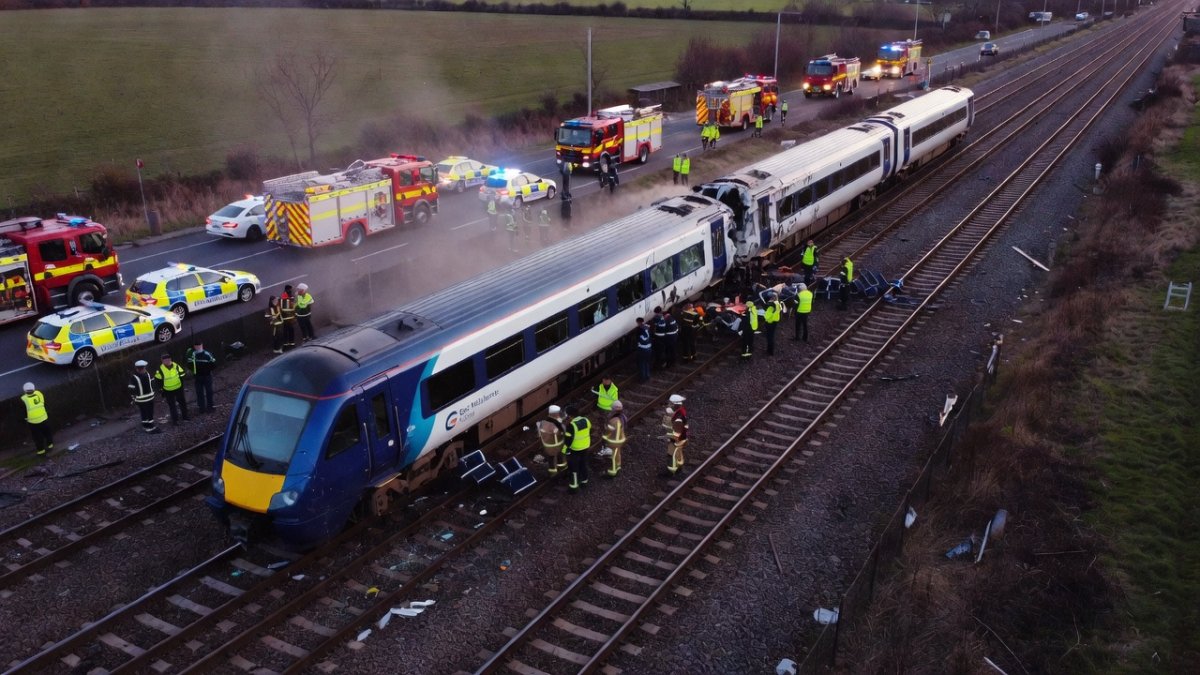 Bedford Train Crash: Driver Killed, 100 Injured in EMR Crash