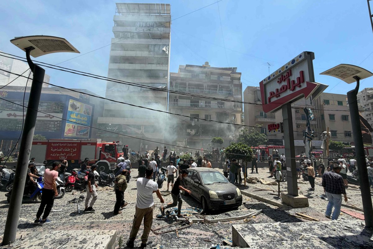 Israel Renews Beirut Airstrikes Amid US-Iran Deal Talks