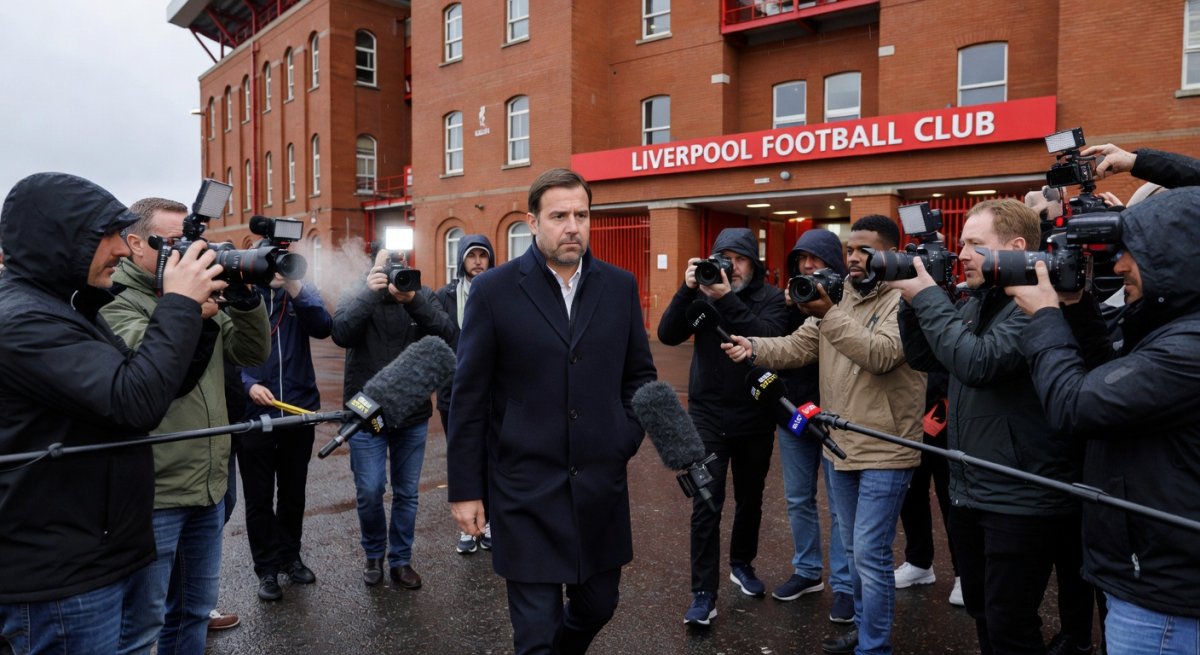 Liverpool sack manager Arne Slot