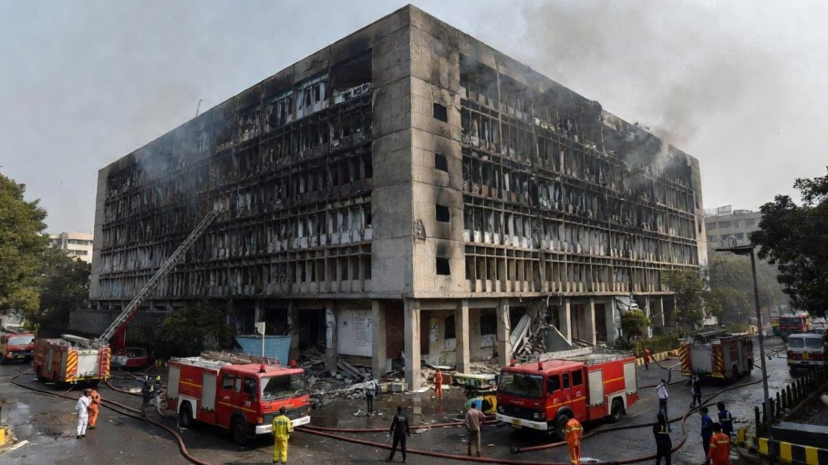 CCRAS Fire: Blaze at Ayurvedic Research Council Building in Delhi's Sagarpur Raises Fire Safety Concerns