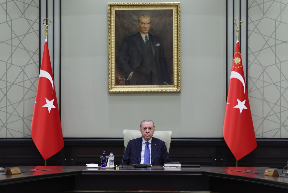 Erdoğan: Türkiye's Diplomatic Restraint in Iran Crisis 2026