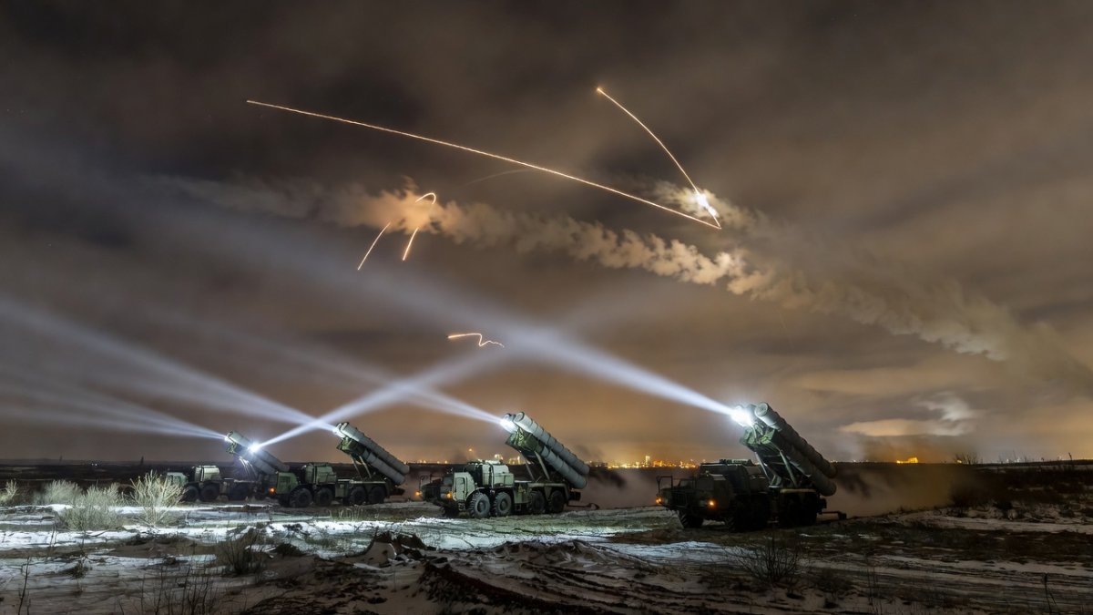 Russian air defense systems deployed around Moscow during drone attack
