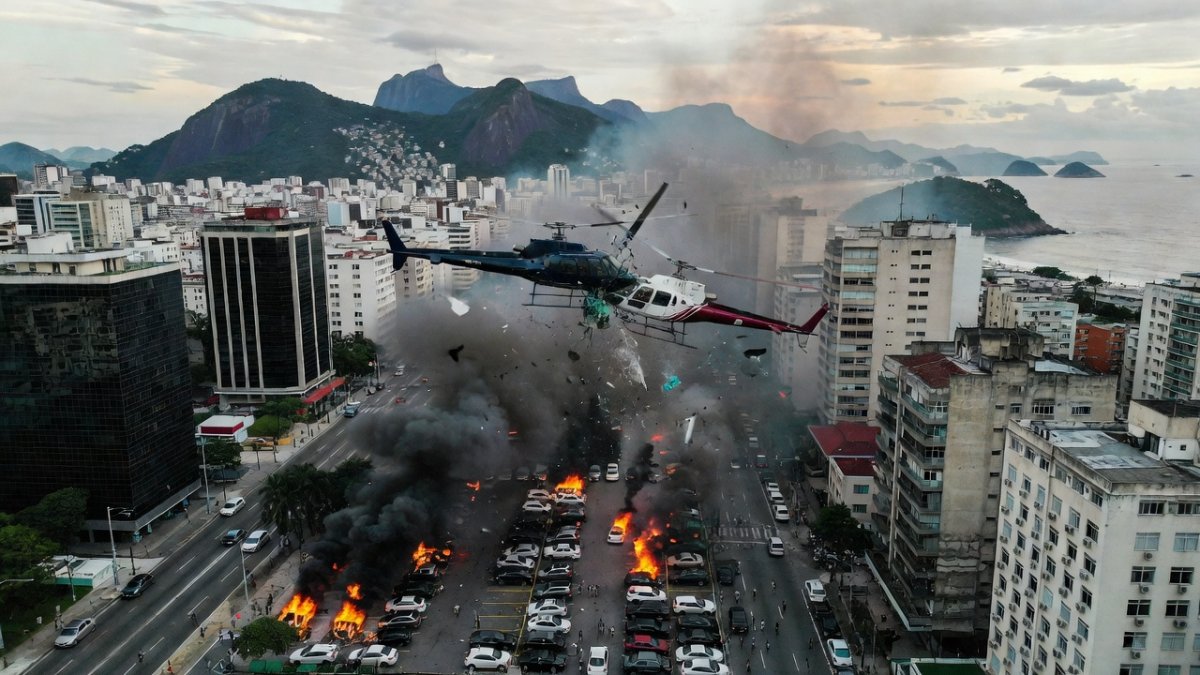 Oliver Tree Killed in Rio Helicopter Collision - 6 Dead
