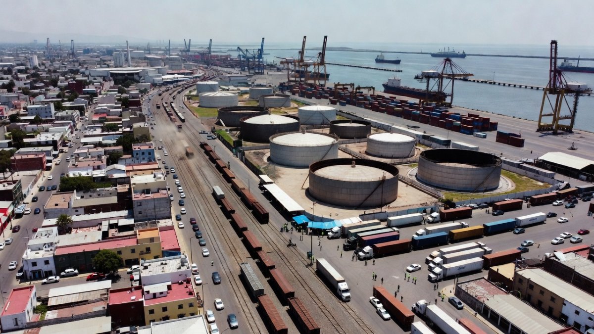 Ernesto Ruffo Arrested for Fuel Smuggling in Ensenada