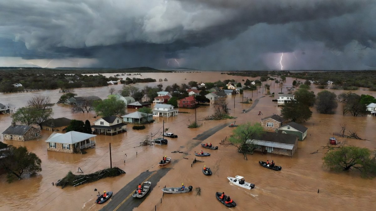 Texas Floods Turn Deadly Once More: NWS Issues Life-or-Death Warnings as Rivers Surge 32 Feet in Hours