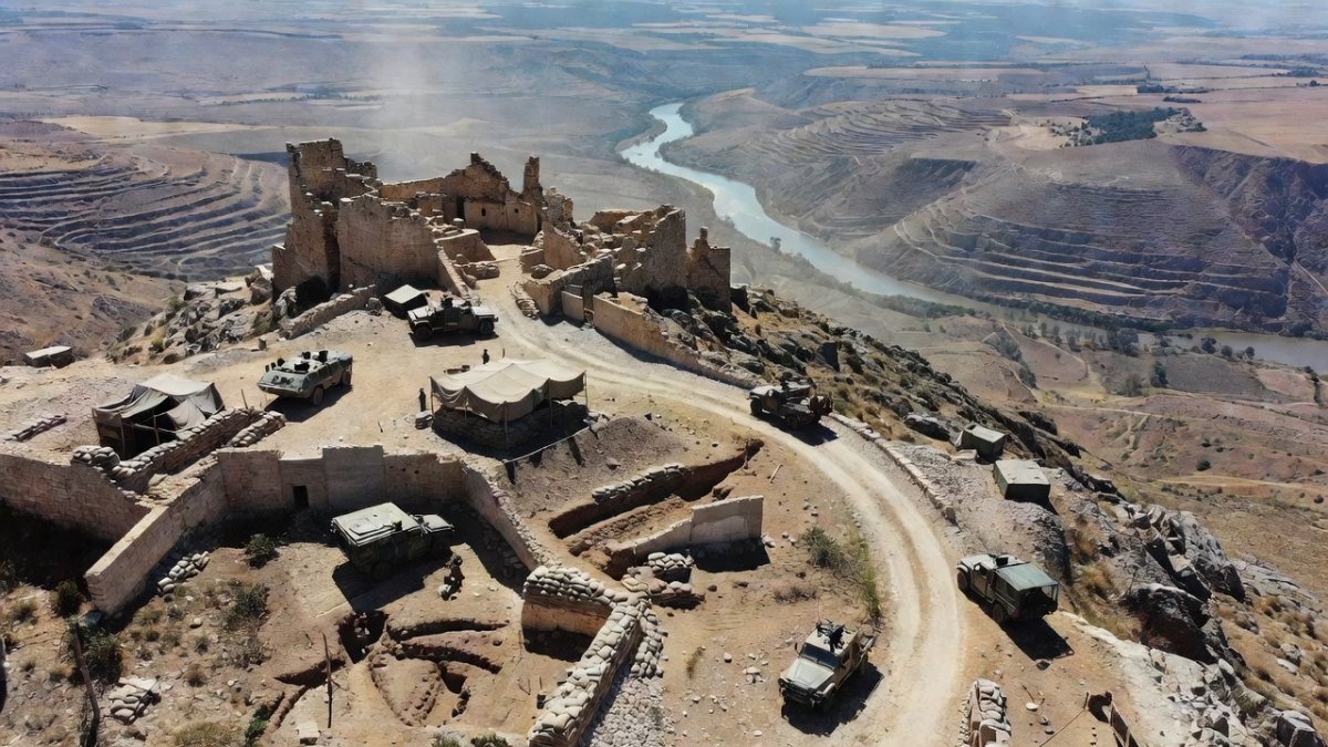 Aerial view of Beaufort Castle ridge and Litani River valley in southern Lebanon