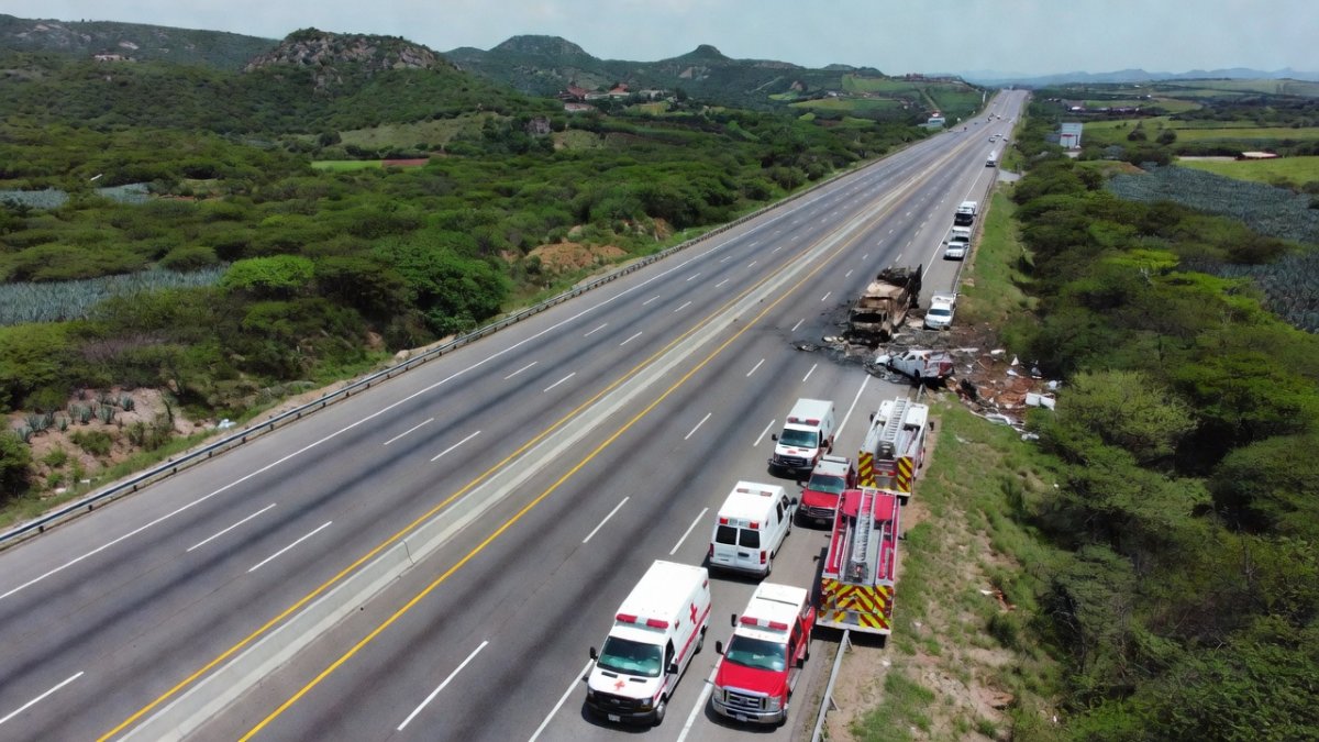Highway 15D Crash Kills 10 Near Tepic Guadalajara Border