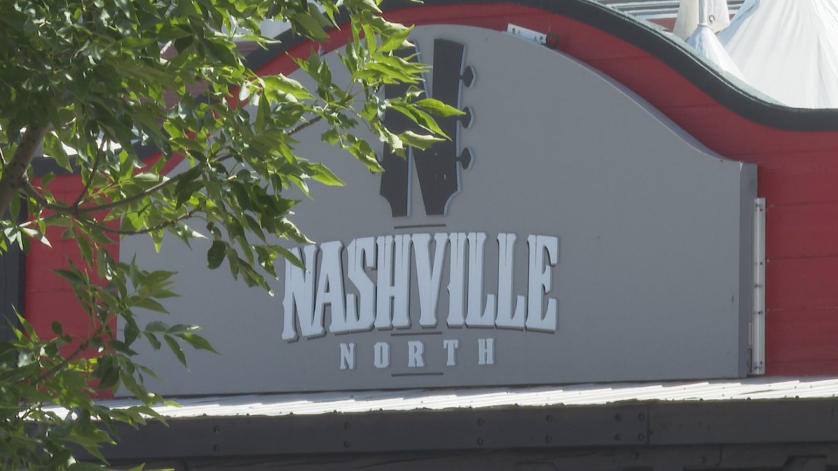 Calgary Police and Stampede Officials Address Alleged Phone Thefts During Nashville North Concert
