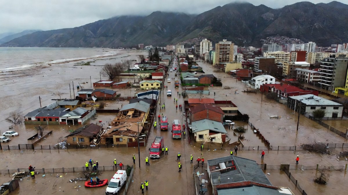 Chile Storms: Five Dead, Thousands Isolated as Floods Devastate Coquimbo and Atacama