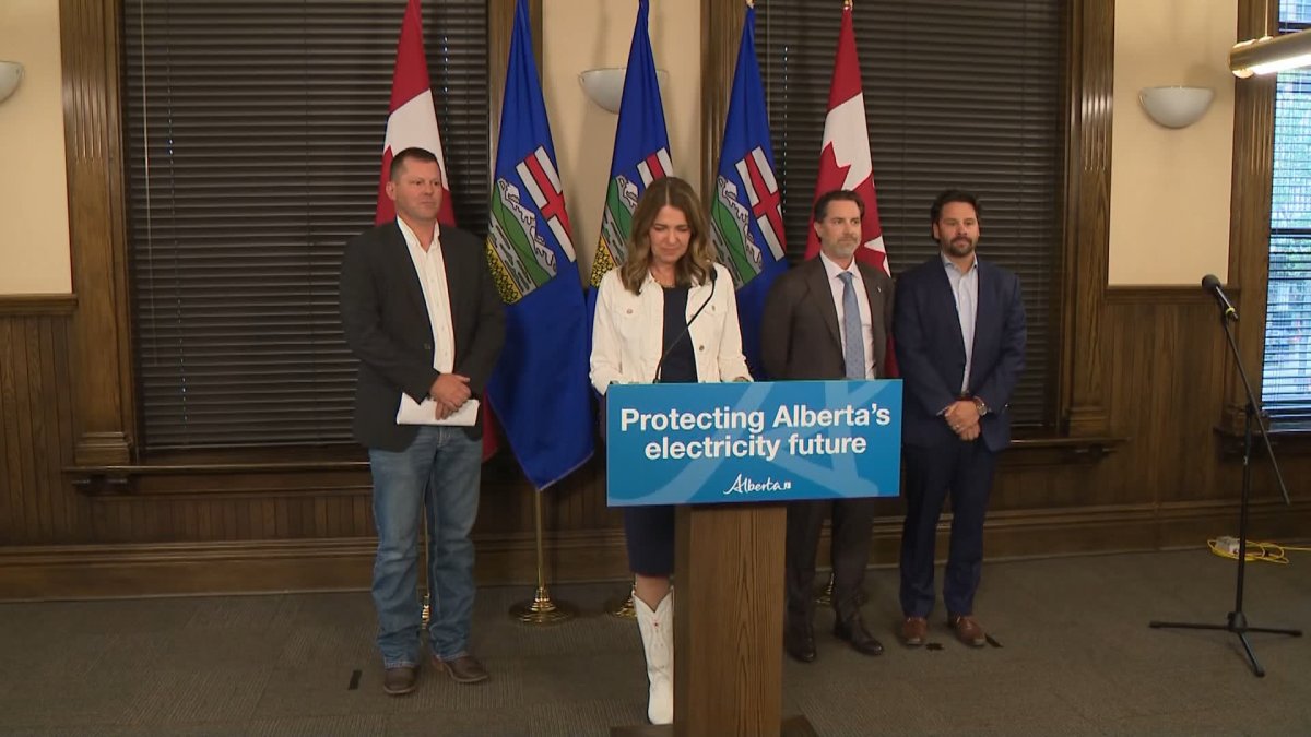 Alberta Premier Danielle Smith at a news conference