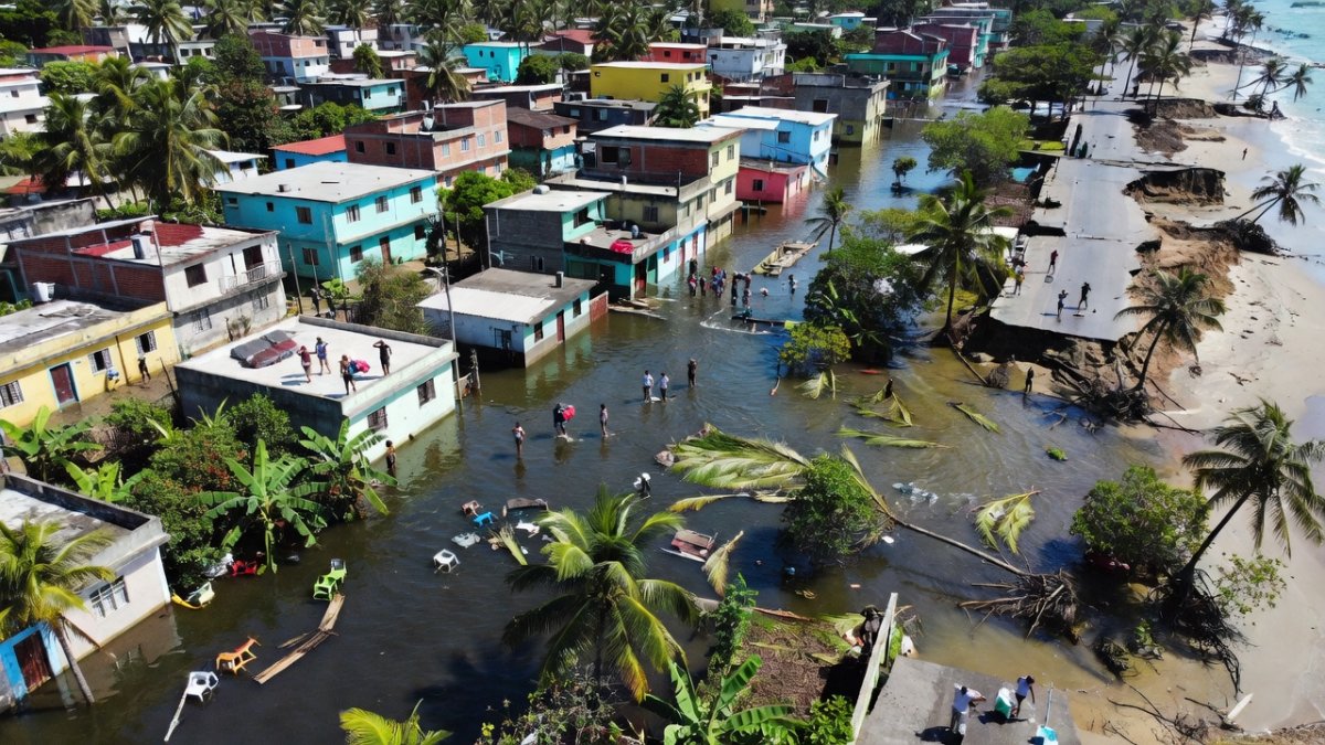 Latin American communities respond to climate impacts