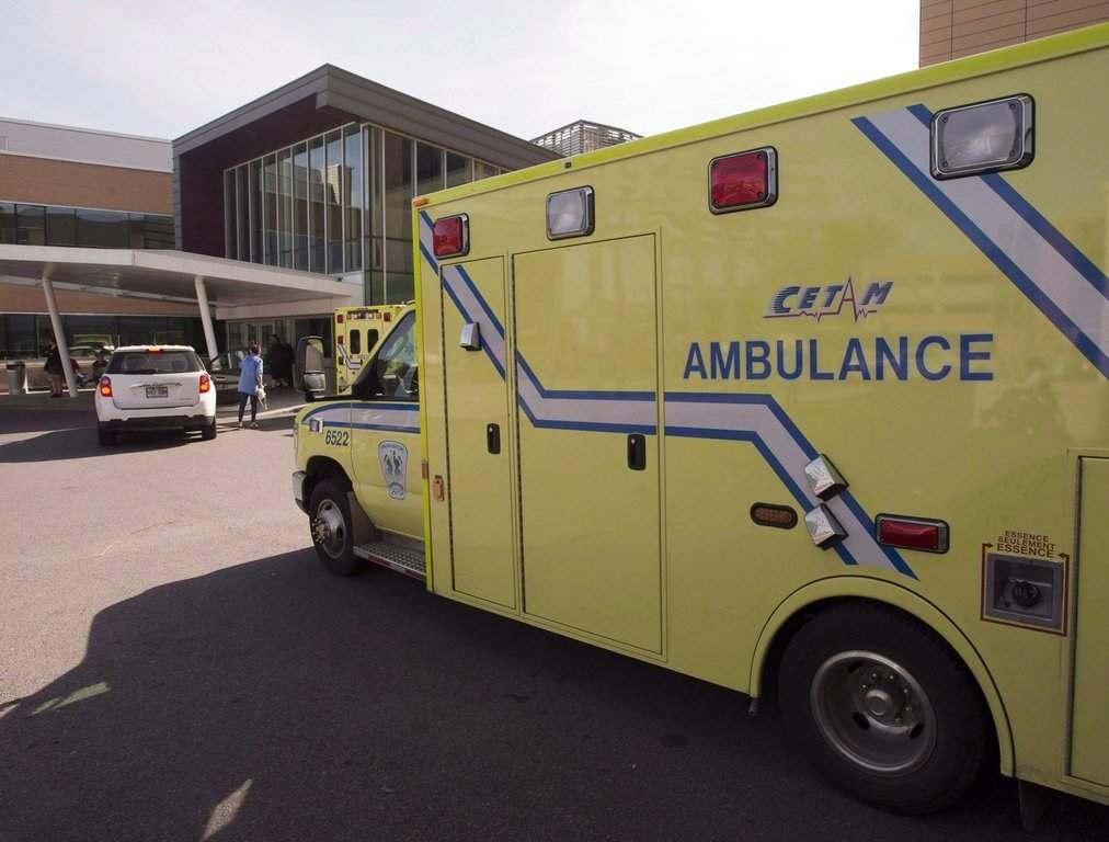 Paramedic crew responding to a call in Montreal