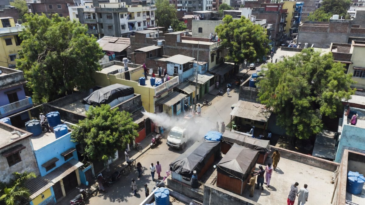 Dengue vs Monsoon Fevers: How Every Indian Can Spot the Difference