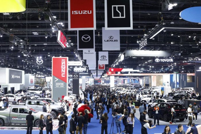 Thailand Cuts 2026 Auto Target Amid Mideast War Disruptions