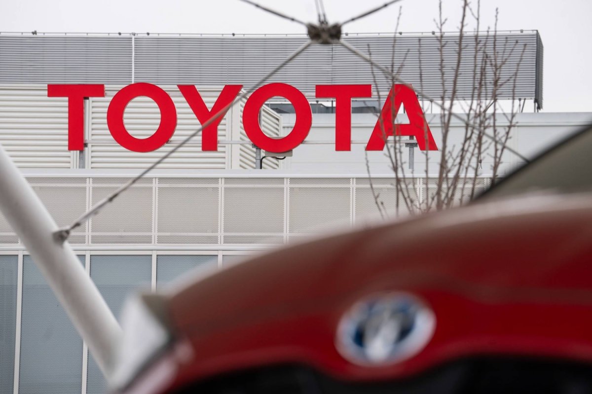 Toyota Sales Slide Fifth Month as Iran Crisis, China Slump Bite
