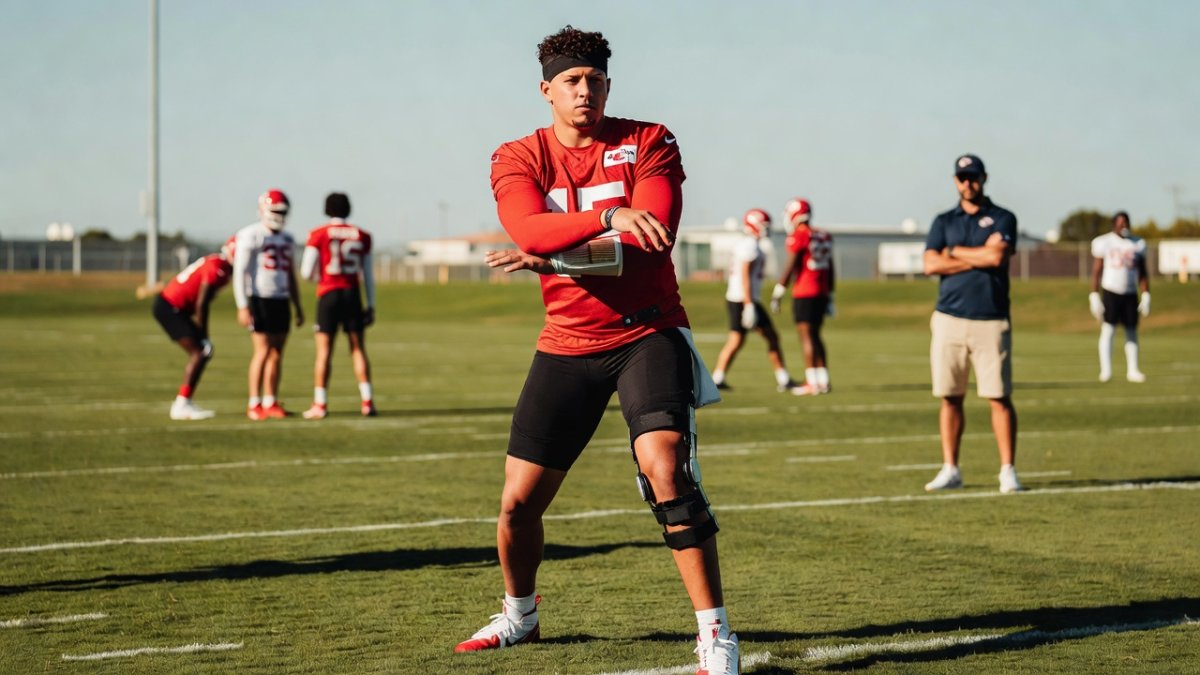 Chiefs QB Patrick Mahomes reveals rehab progress during OTAs