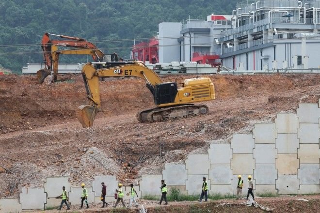Malaysia Data Center Boom Tests Water and Power Limits