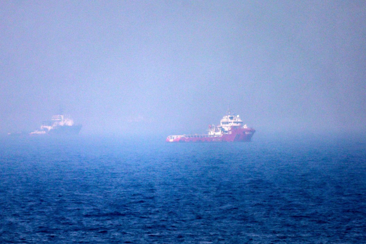 Iran Strait Crisis Escalates as Trump Announces Blockade Reinstatement