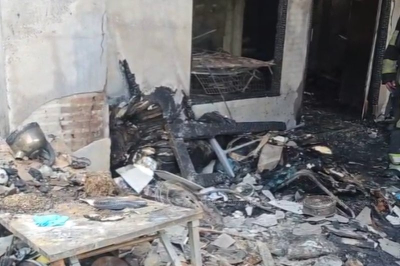Bangkok Townhouse Fire Kills Couple and 73 Cats