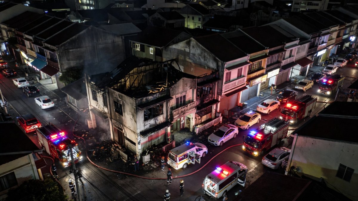 Bangkok Pub Fire Kills 27, Blocked Emergency Exits Suspected in Chatuchak Tragedy
