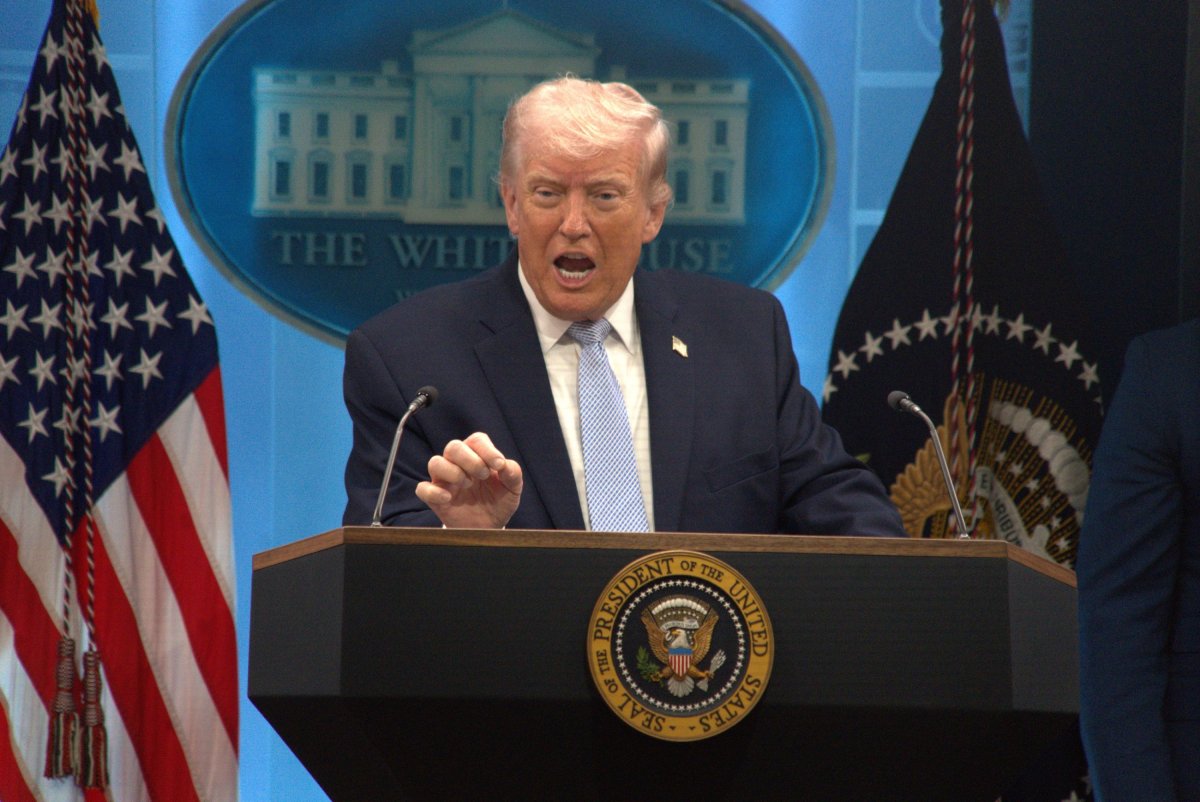 US-Iran Conflict Escalates in Persian Gulf Strait of Hormuz