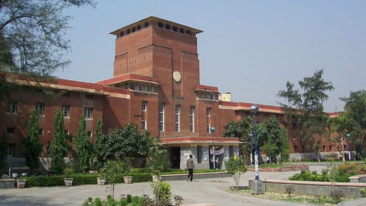 DU Unveils PG Round 3 Minimum Allocation Scores for 2026-27 Session