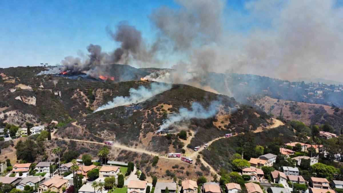 Pointe Fire Erupts in Santa Clarita Amid Brutal Heat Wave
