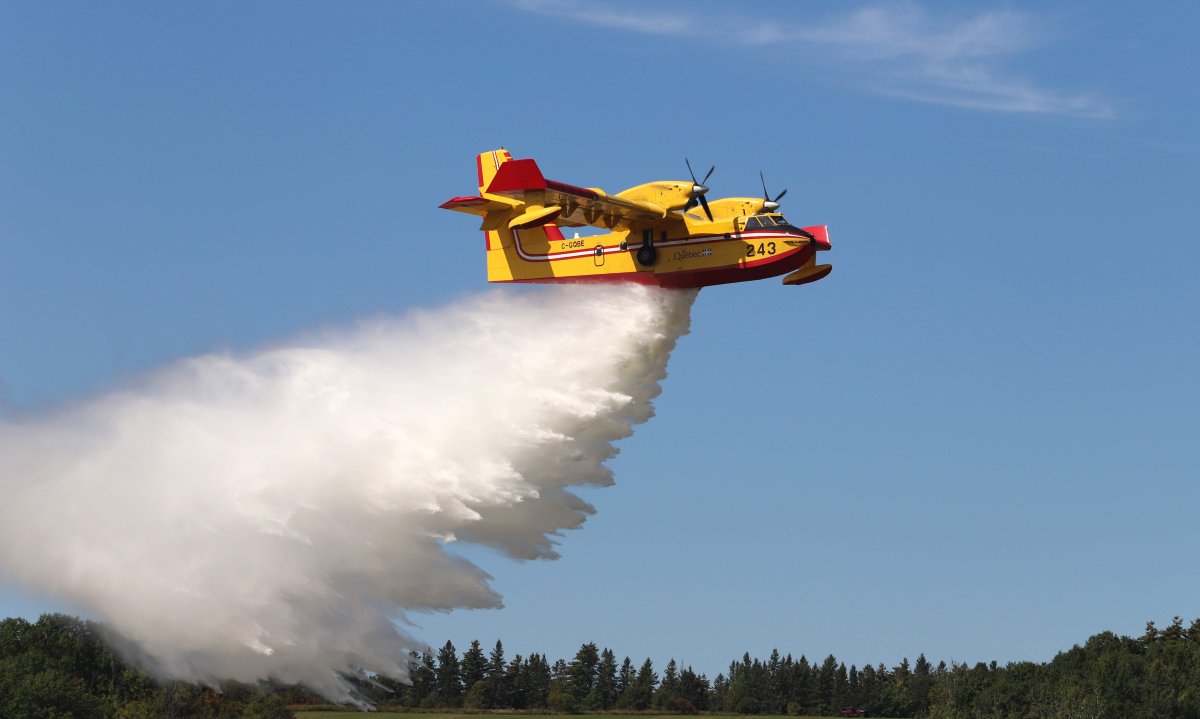Northern Ontario Wildfires Force Evacuations Amid Heat