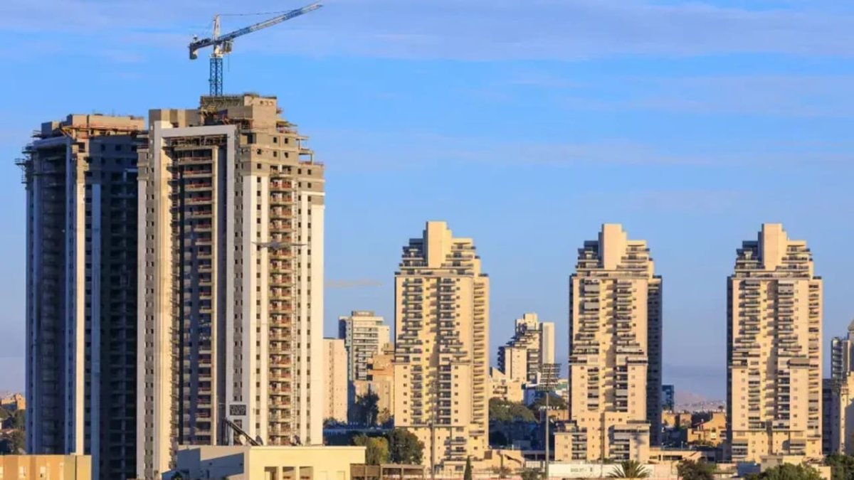 Police Expose NIS 500 Million Money Laundering Network Built on Real Estate Vouchers