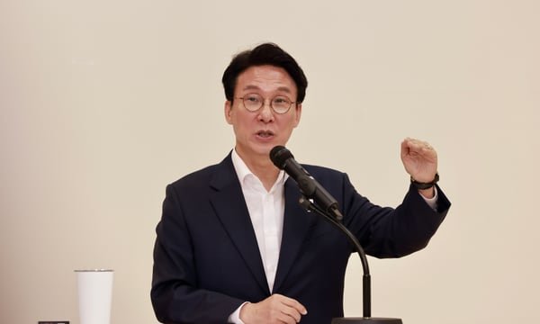 South Korea's Leadership Transition: Han Sung-sook's Appointment and the Democratic Party's August Contest