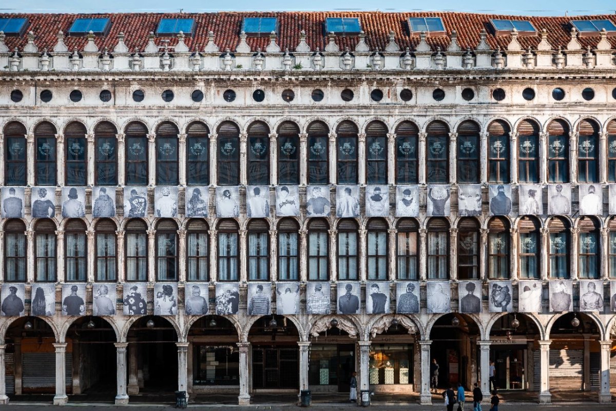 Dreams in Transit: Venice's Piazza San Marco Hosts 100 Refugee Portraits in Heartfelt Biennale Installation