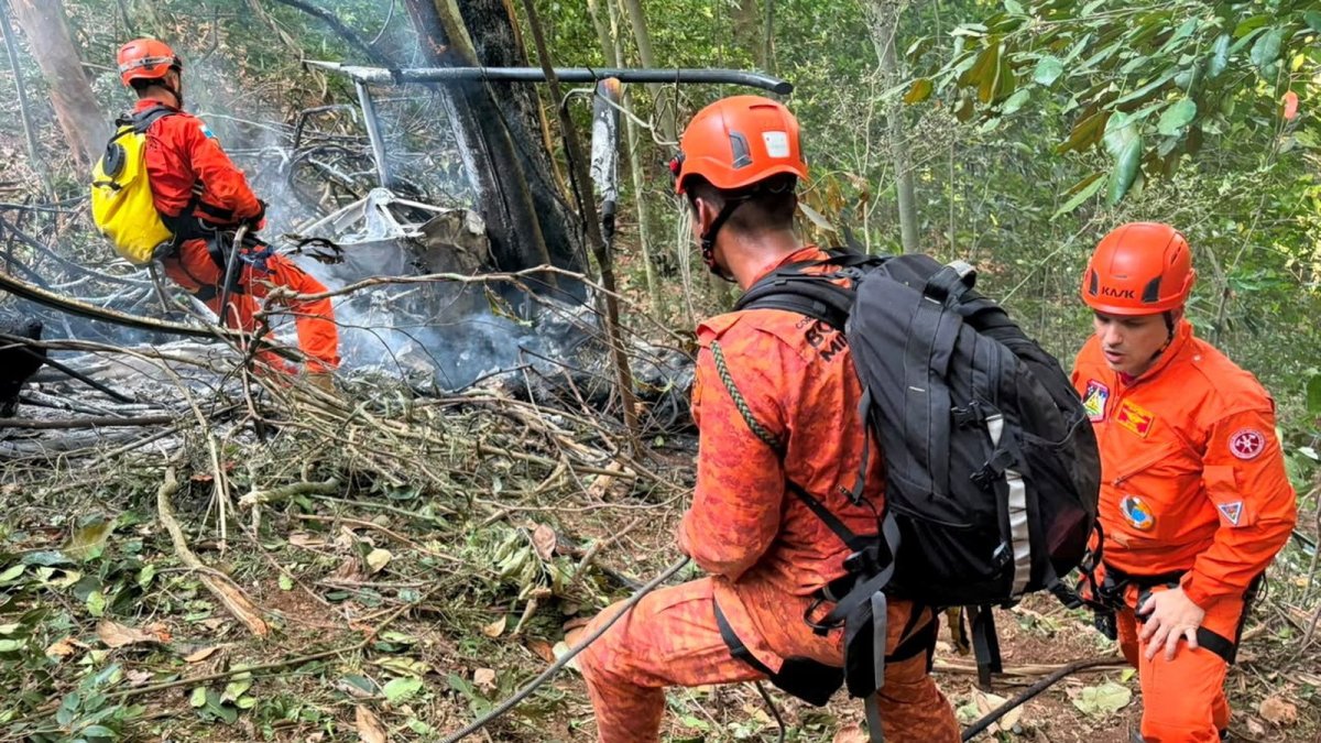 Deadly Helicopter Crash in Rio Kills 4, Mayor Demands Action