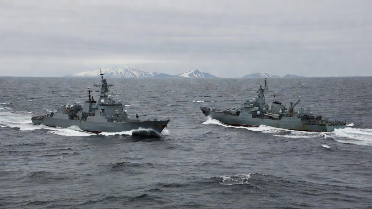 Russian and Japanese naval vessels in the Sea of Okhotsk region amid the Kuril Islands territorial dispute