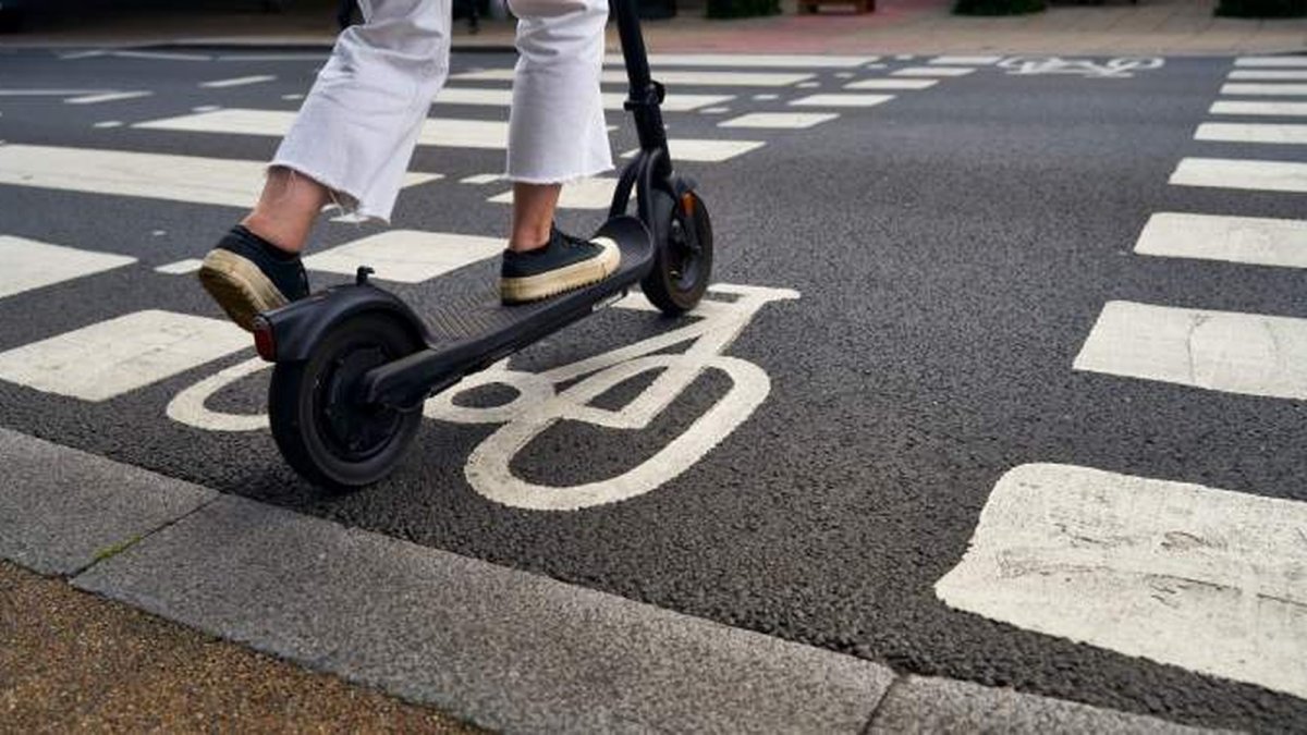 10 Canadian youths died from injuries during e-scooter, e-bike use in 2025: report