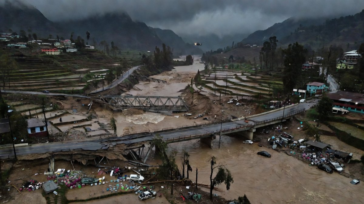 Nepal Floods: Death Toll Surpasses 540, Hundreds Still Missing