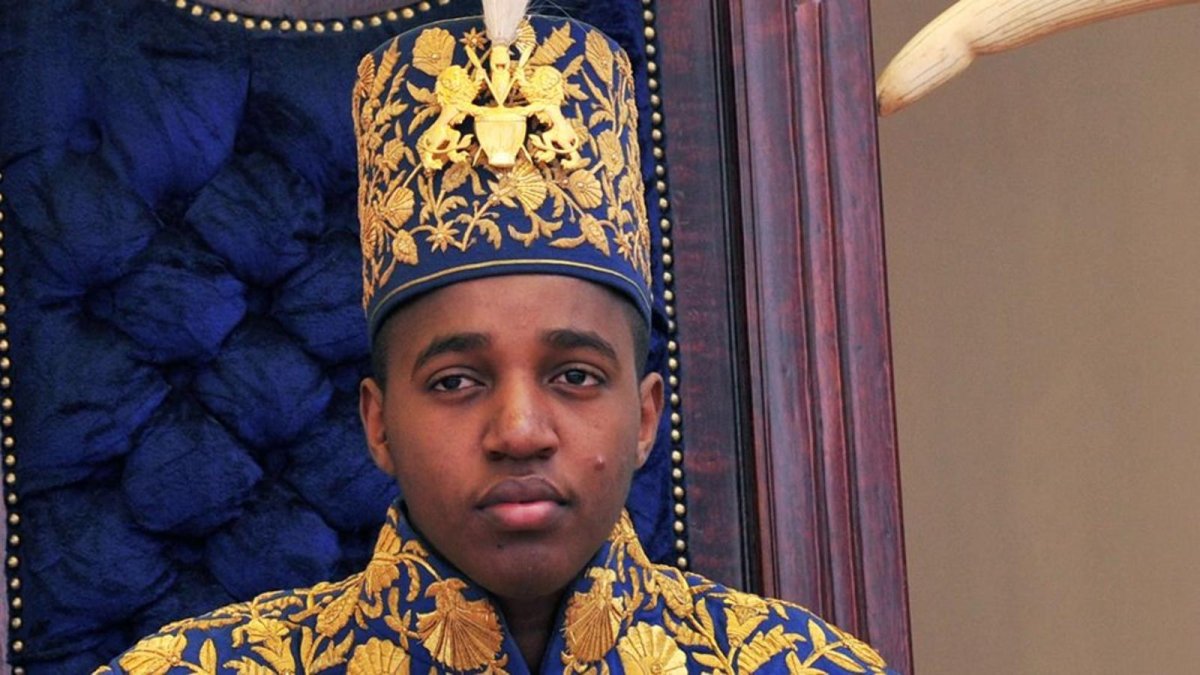 Uganda's King Oyo, World's Youngest Reigning Monarch, Dies at 34