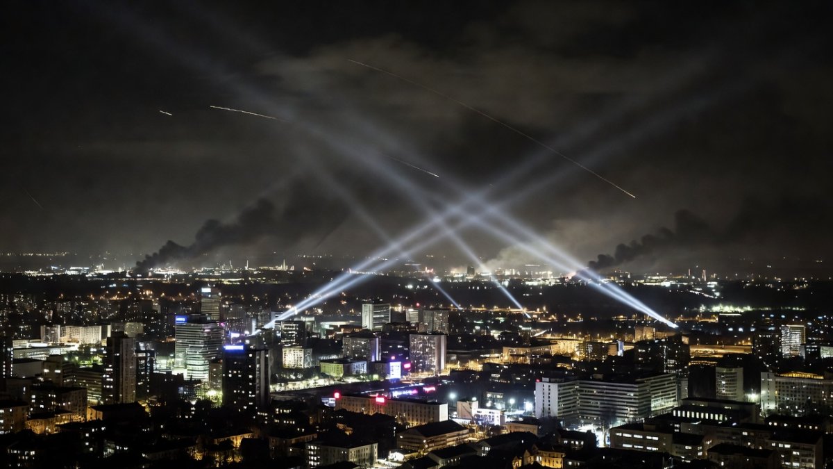 Russia's New Missile and West's $7.1B Answer to Kyiv's Air War