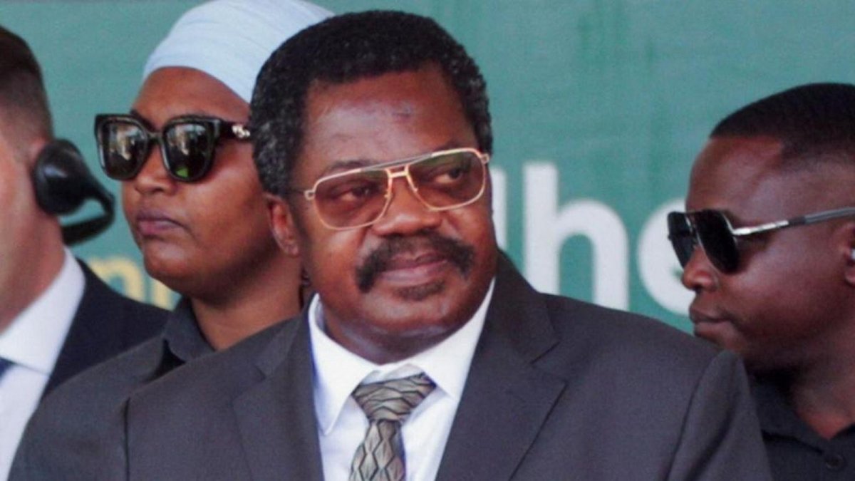 Tanzania's Vice-President Announces Resignation in Unprecedented Move