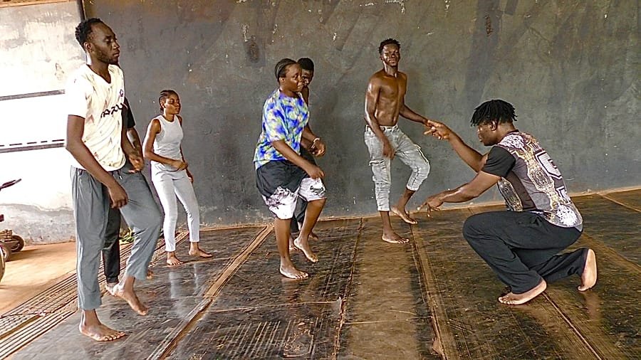 Vibra-Signe: How Burkina Faso's Deaf Dancers Turn Vibrations Into Art