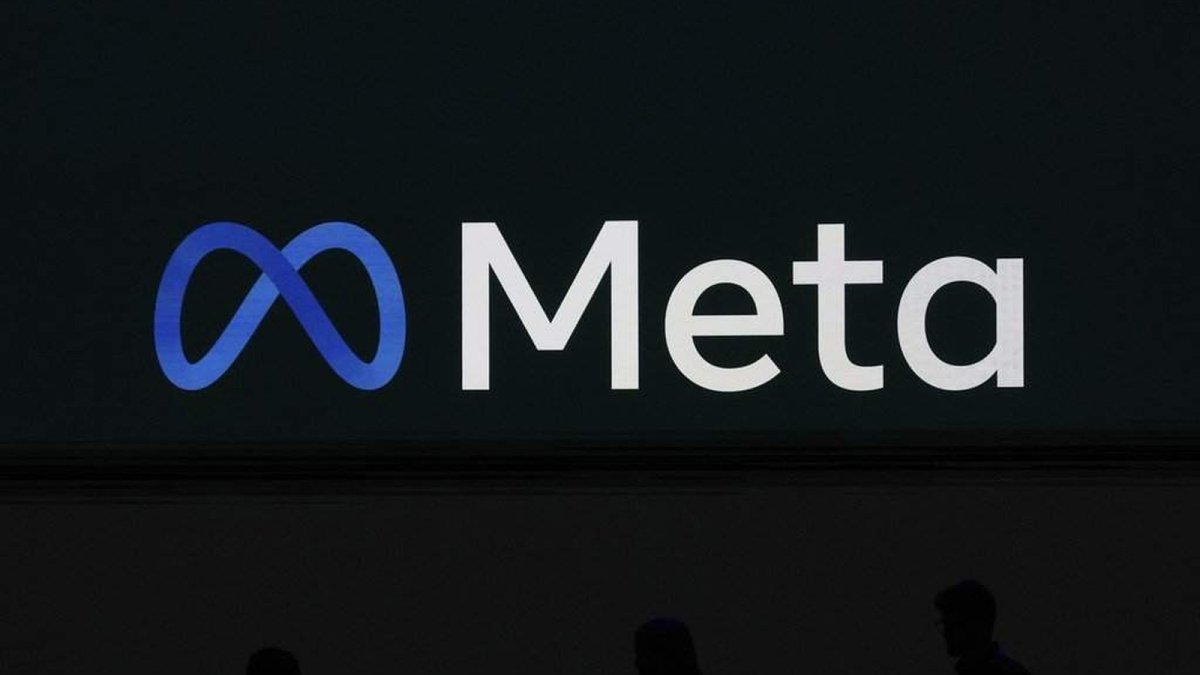 Protesters Rally Against Meta's Planned $13-Billion Data Centre in Sturgeon County