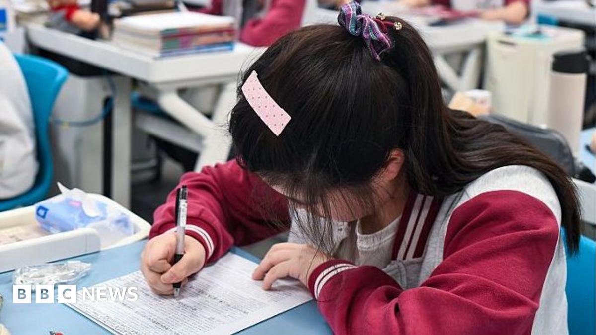 China's Teenage 'Pharmaceutical High': Prescription Drug Abuse Exposes Deeper Crisis