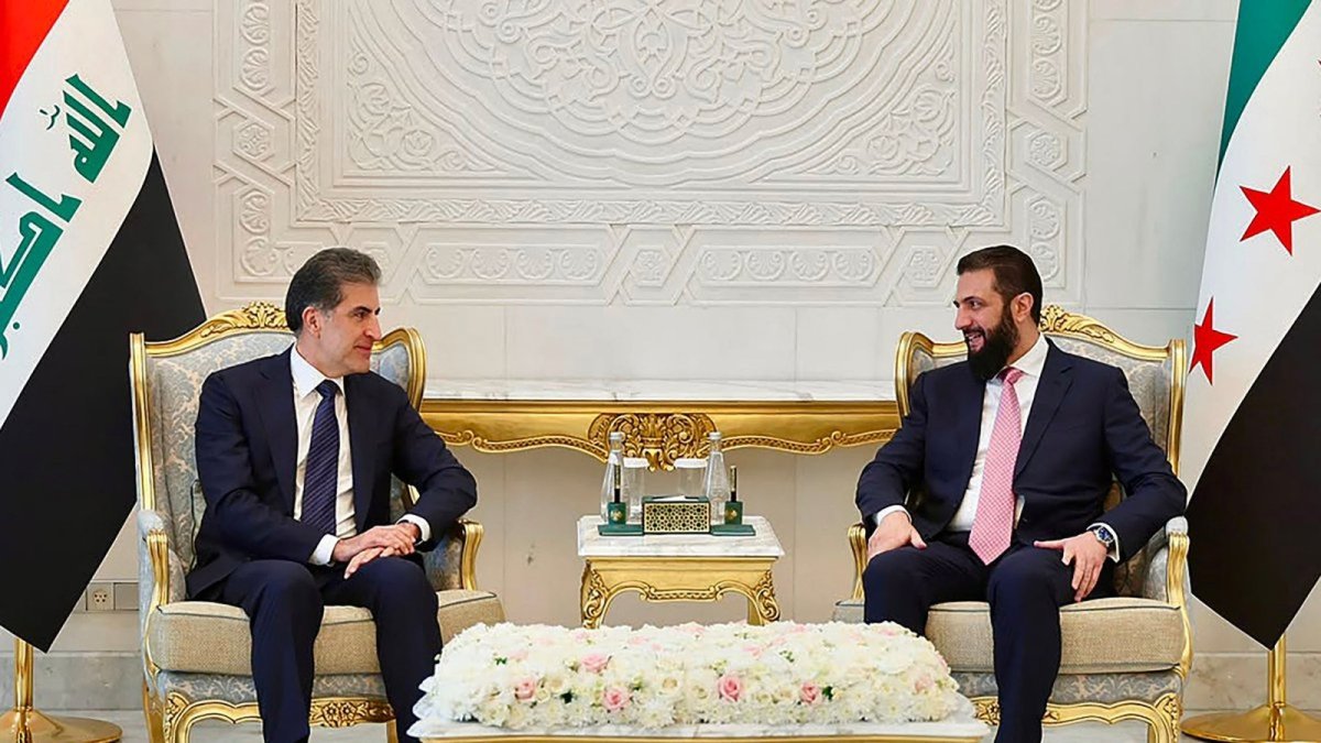 Nechirvan Barzani and Ahmad al-Sharaa during talks on SDF integration in Damascus